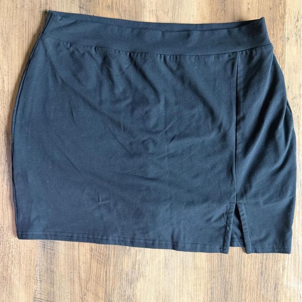 Women's Side Slit High Waisted Mini Skirt with built in shorts Medium
